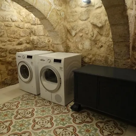 60 Indri Borg Townhouse רבאט